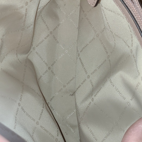 Michael Kors Large Blush Color Satchel.  Pre-loved. - Picture 13 of 16